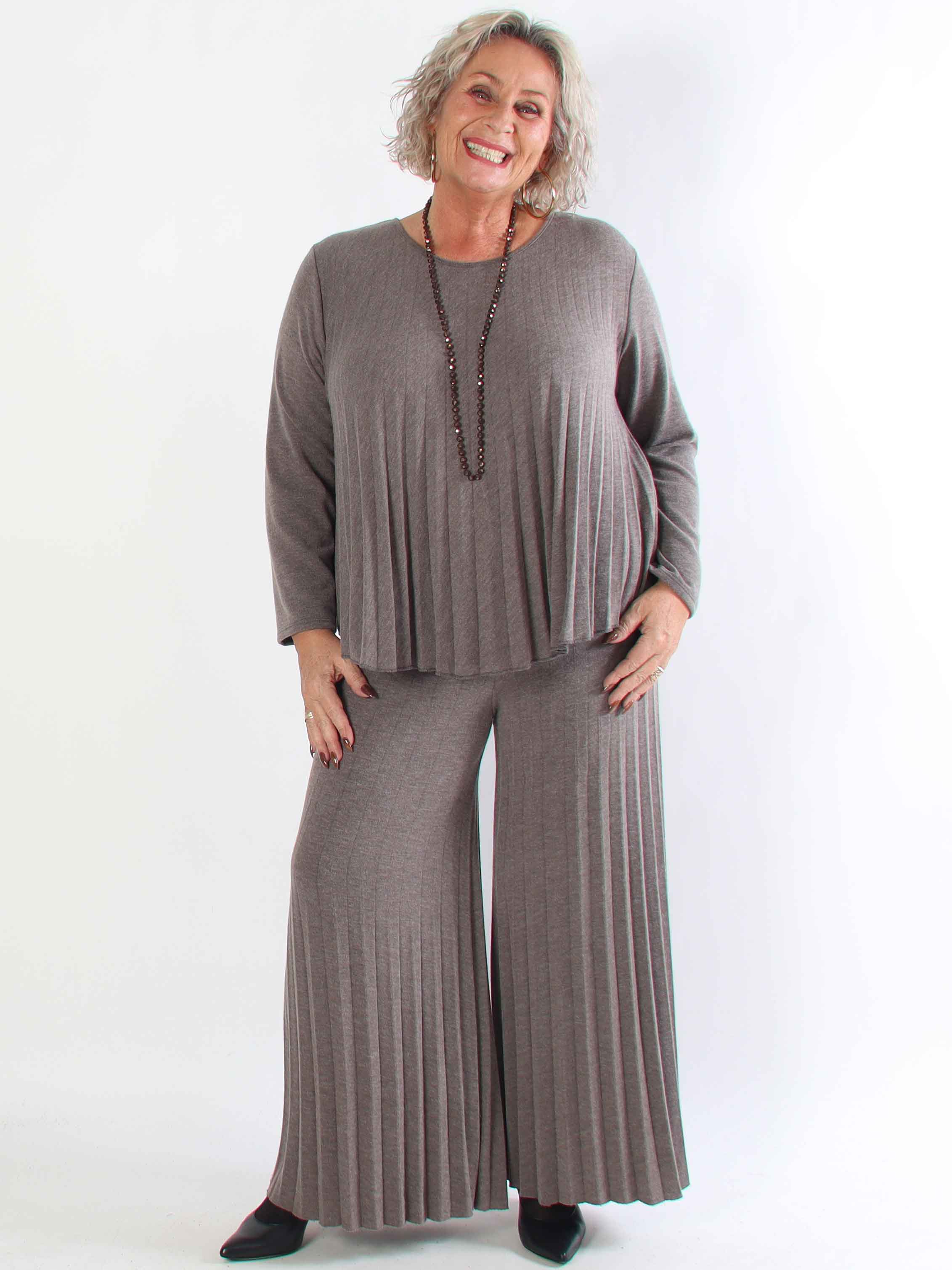 Anita Pants - Mjuka och eleganta plisserade plus size stickade byxor